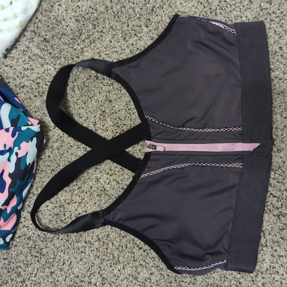Fabletics Lot, Size L - Picture 3 of 6